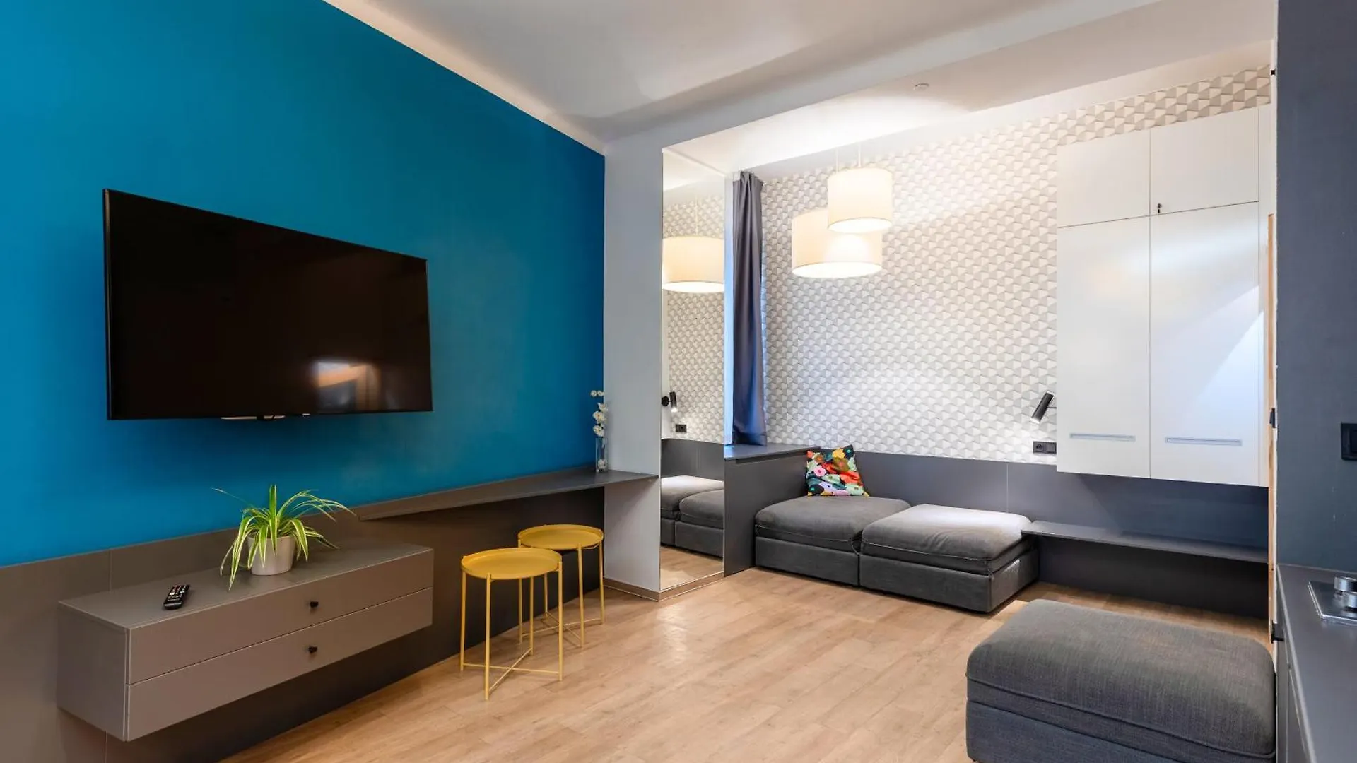 Lighthouse Apartment Prague