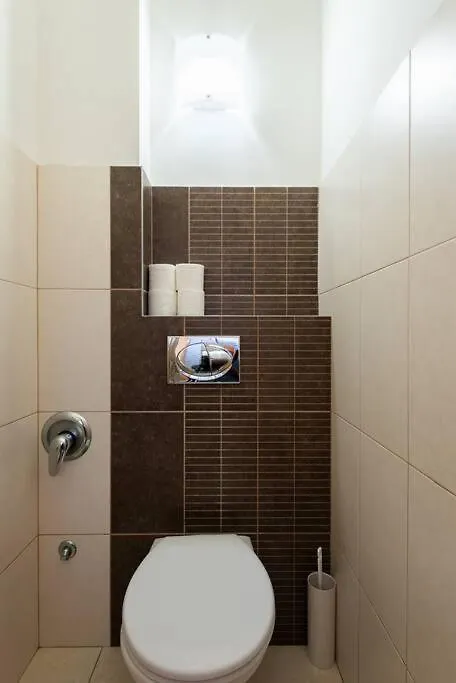 Lighthouse Apartment Prague 0*,
