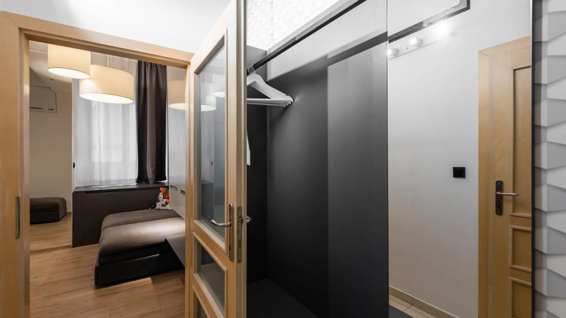 Lighthouse Apartment Praga